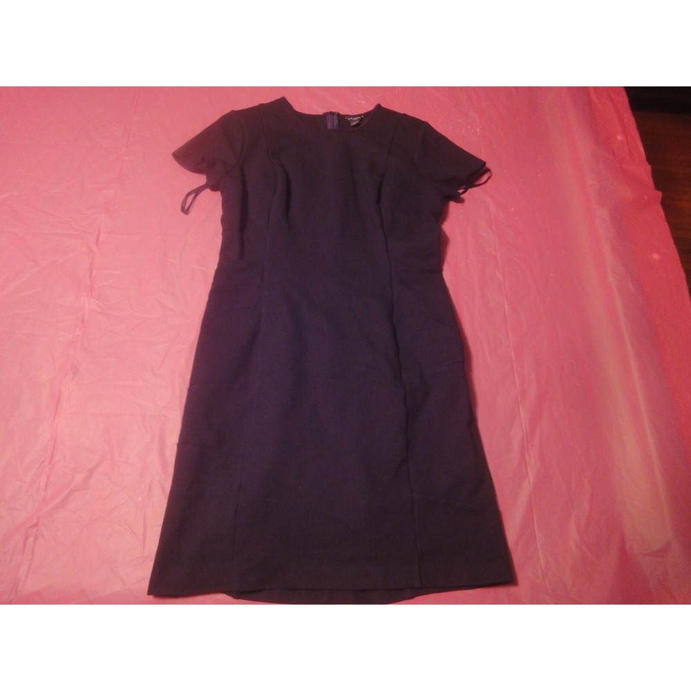 ANN TAYLOR black dress size 8 zipper back slimming look Quality‎ material